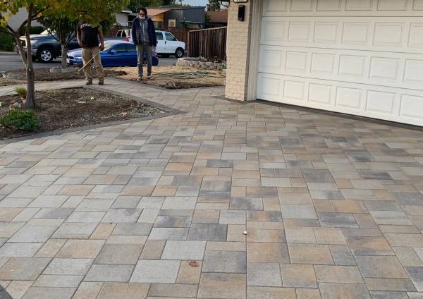This a driveway done by our driveway pavers for one our clients in Brooklyn NYC. It was done in summer 2020. It has a mix of brown colors aesthetic to it.